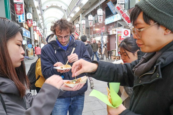 5-Hour Osaka Bike Tour to the Neighborhood of Osaka Castle - Food and Breaks: Lunch Set, Green Tea, and Osaka Comfort Bites