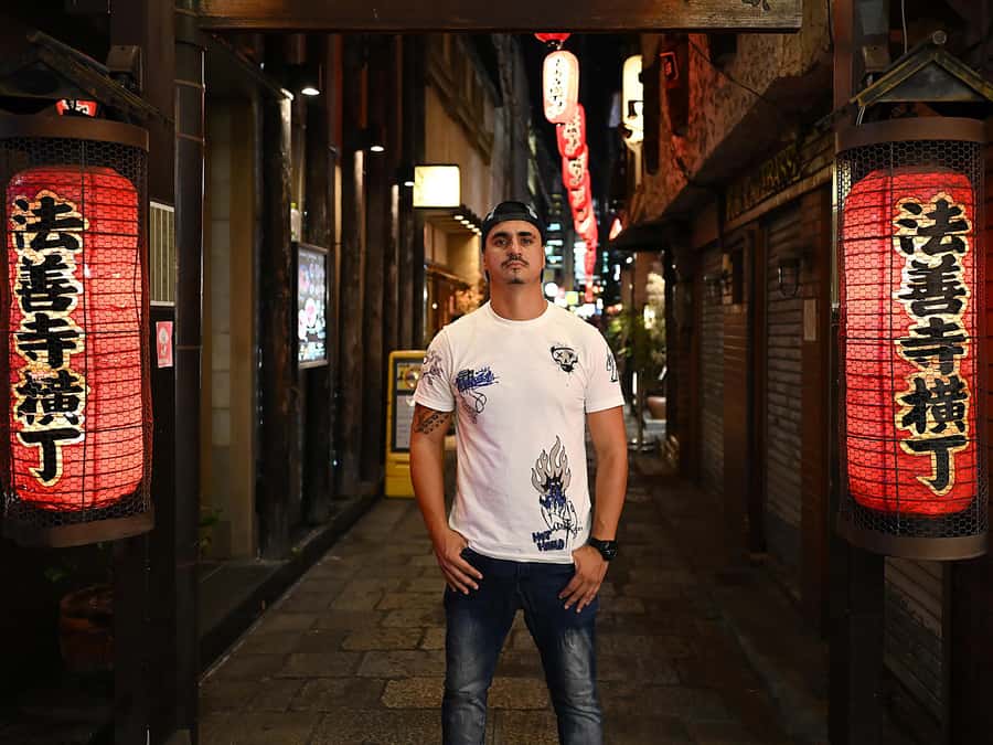Cinematic Video shoot in Osaka - One-on-One Direction: Feeling Confident in Front of the Camera