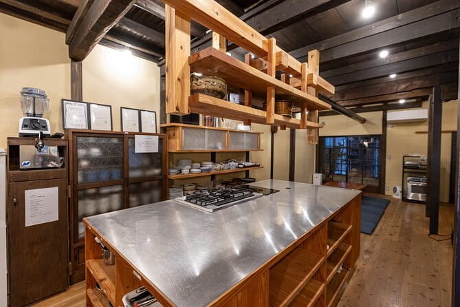 Cooking Class for Ramen and Gyoza in a Quiet Old Osaka House - Lunch together: eating what you made (and why it’s different here)