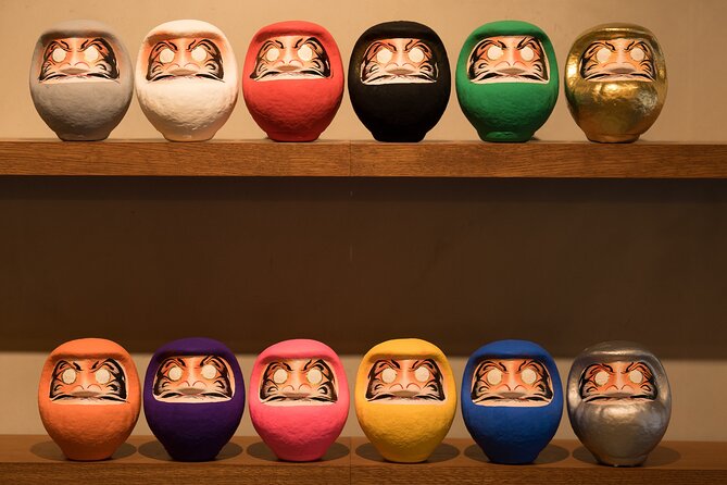 Daruma Doll Painting Workshop in Japan - Staff support and multilingual guidance: how you get unstuck