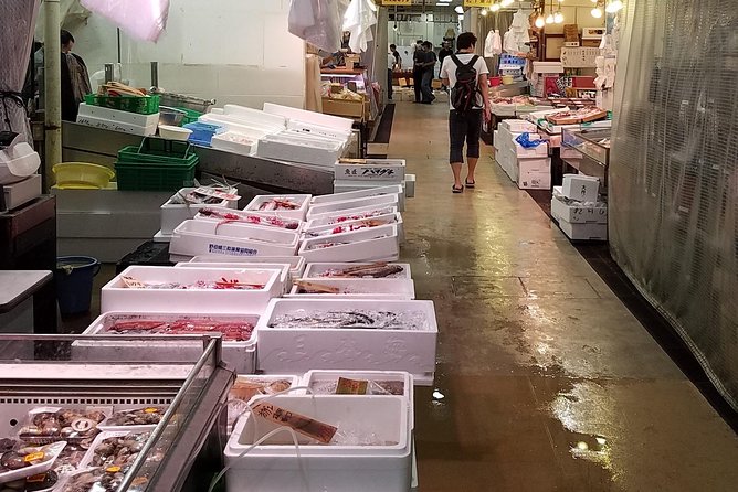 Deep Dive: Osaka Food Markets from Local to Luxurious! - Tenjinbashi-suji: the longest arcade and an Osaka supermarket lesson
