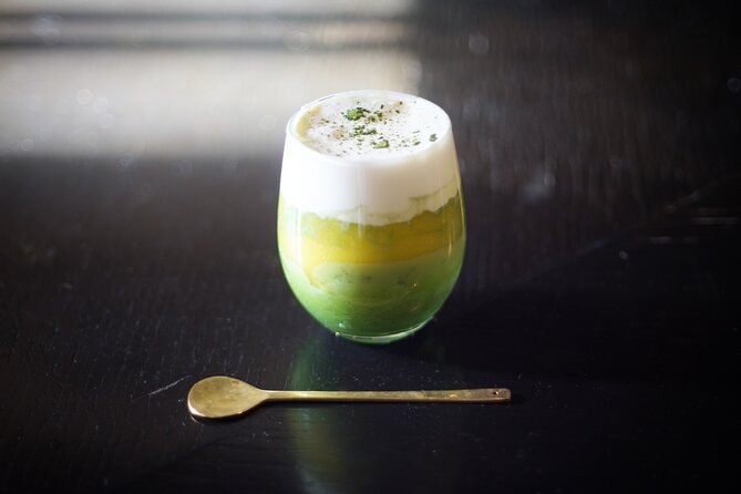 Discover Japanese Tea Blending Techniques in Osaka - Tea blending, then tea cocktails: tradition meets mixing