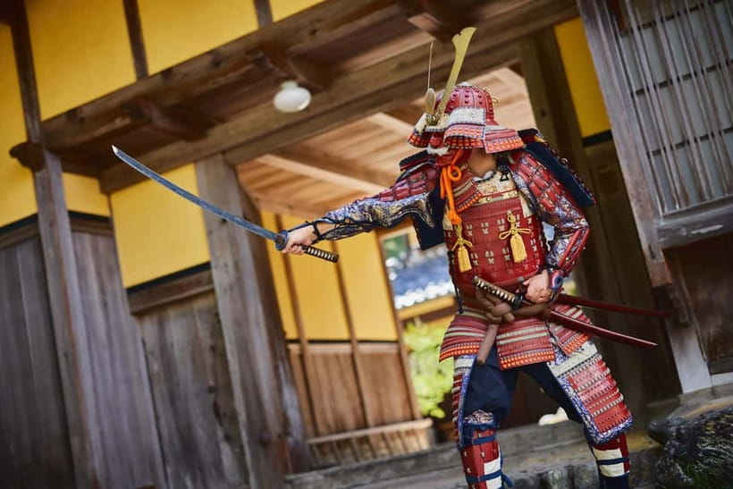 Experience Samurai and traditional Culture to the fullest - Calligraphy practice: strokes, kanji choice, and resignation words