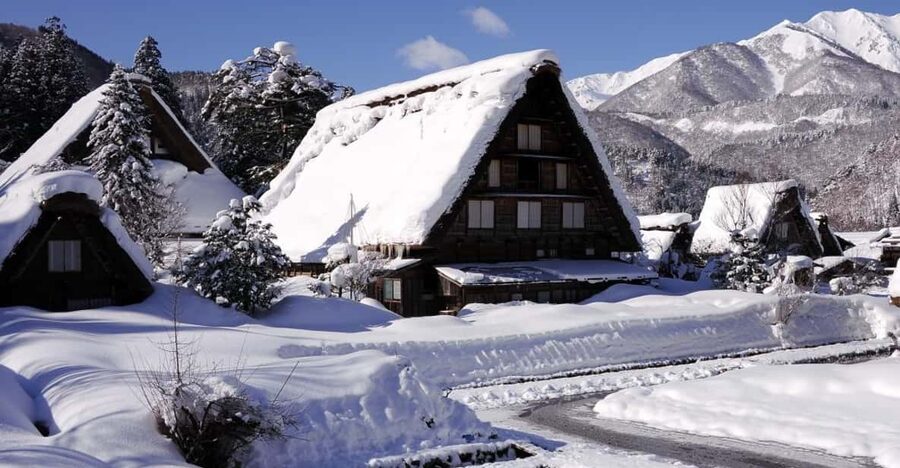 From Osaka or Kyoto: Private Shirakawa-go and Takayama Trip - Shirakawa-go’s outdoor museum: the best warm-up before the village
