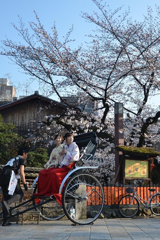 From Osaka: Private Customized Day Tour to Kyoto - Gion and Yasaka Shrine: Kyoto After the Main Photo Spots