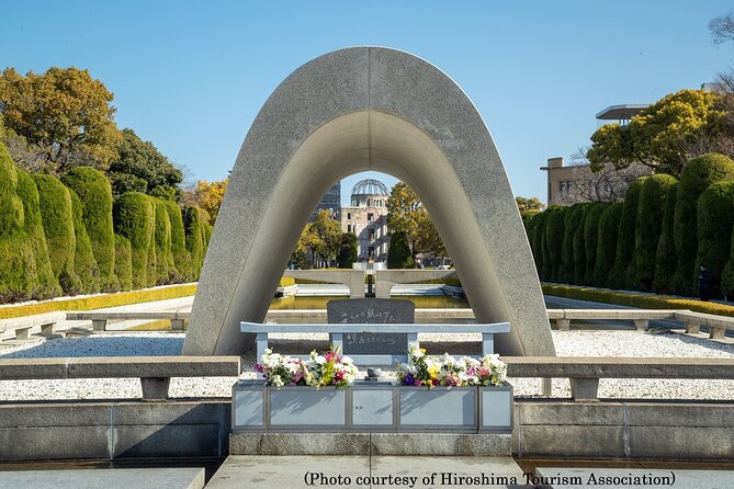 Full Day Hiroshima and Miyajima Tour by Bullet Train from Osaka - Return to Osaka: The Final Train Stretch (and the End Point You Need)