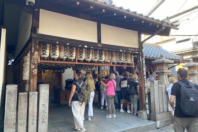 Guided Tour of Some Attractions in Osaka by Private Car - Dotonbori: Neon Signs, Canal Energy, and Street Food Mood