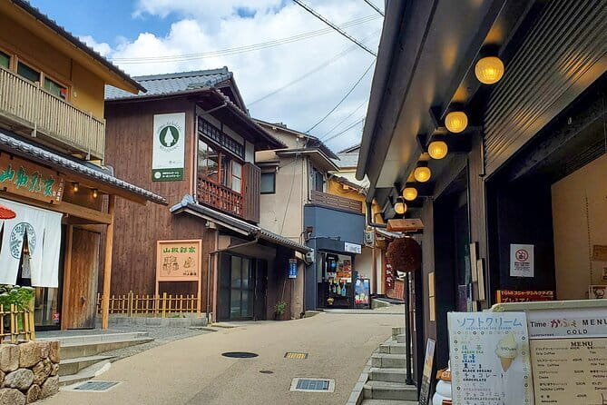 Himeji Castle, Arima Onsen & Mt. Rokko: 1-Day Bus Tour from Osaka - Senhime Gozen lunch: why this set meal fits a packed itinerary