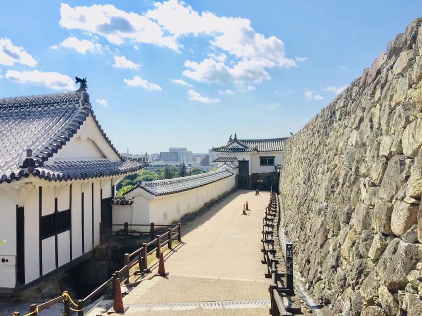 Himeji: Private Guide Tour of the Castle from Osaka or Kyoto - Guides you can talk to: from Mouloud to your questions