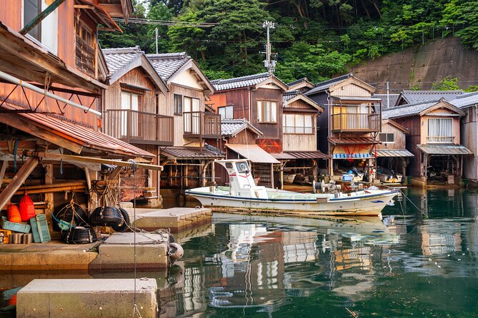 Kyoto Amanohashidate and Ine No Funaya Tour from Osaka - Lunch, shops, and what to pack for 10 hours