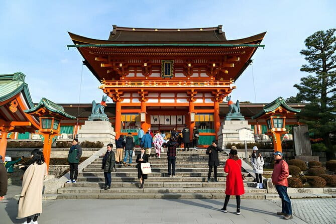 Kyoto & Nara Private Day Tour - Entering Fushimi Inari Taisha: Red Torii, Short Lines, Big Footsteps
