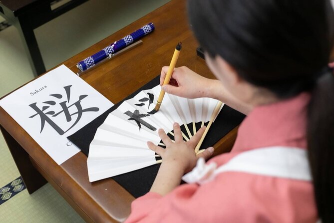Learning Zen of Japanese Calligraphy in kimono near Osaka Castle - Who This Class Is Best For (And Who Might Skip It)