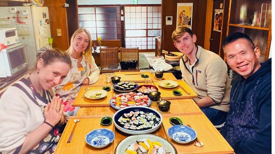 Master Washoku: 5 Core Techniques for Authentic Cooking - Where you meet and how the apartment setup works