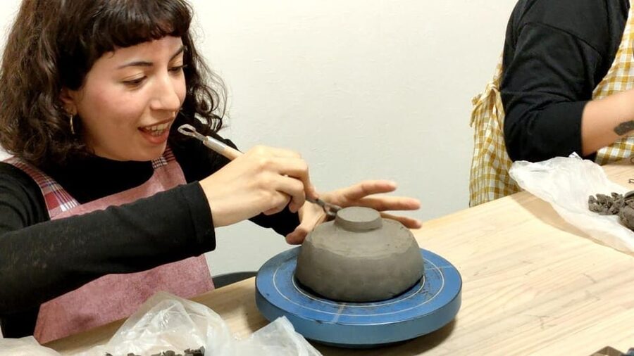 Matcha Tea Bowl Experience in Osaka - Where you meet and how the workshop actually starts
