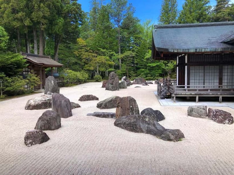 Mount Koya from Osaka: Cultural Small Group Day Tour - Kongobuji Temple: Shingon’s head temple and Banryutei’s dragon symbolism