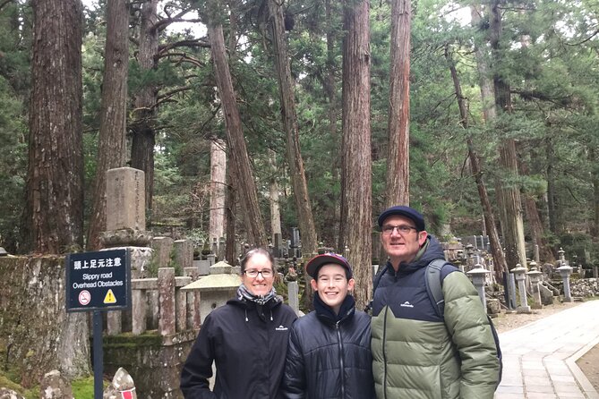 Mt Koya Full Day Tour from Osaka with Licensed Guide and Vehicle - Daishi Kyokai and Tokugawa’s Mausoleum: administration and political closeness to the sacred