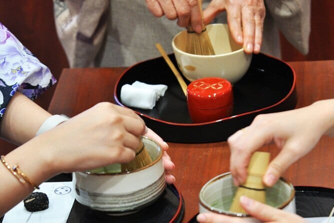 Nara Deer Park, Uji Matcha, & Hot Spring Full-Day Tour from Osaka - Osaka morning pick-up: find the flag, then plan your day
