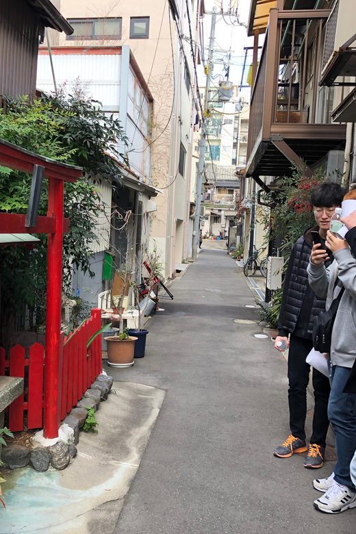 Nostalgic Osaka, walk in totally different from Dotonbori - Ruin of Osaka Castle moat (no water) and tiny shrines in an alley