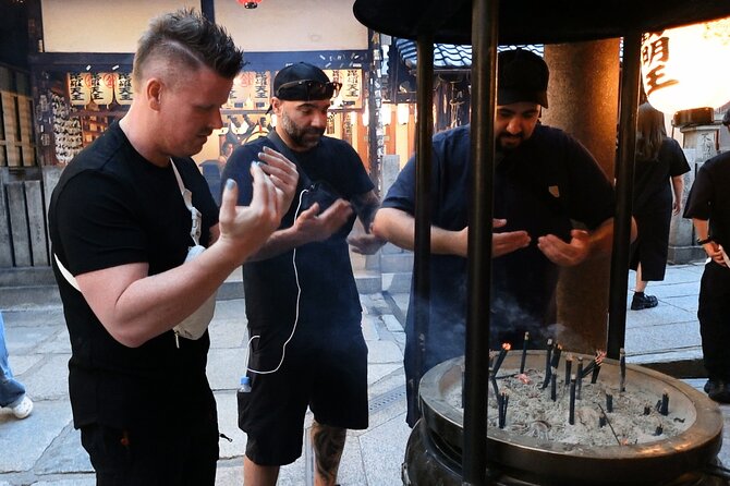 Osaka 4-Hour Walking Tour: Hotspots and Hidden Gems - The guide factor: why stories matter more than you expect