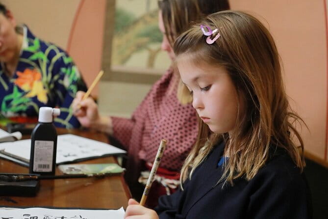 Osaka Calligraphy Experience - Masato-sensei’s Teaching Style: Clear, Patient, and Fun