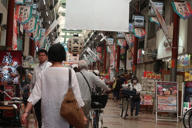 Osaka Castle and a visit to the longest shopping street in Japan - Going Up to the Castle Top: Hideyoshi Stories and the City View