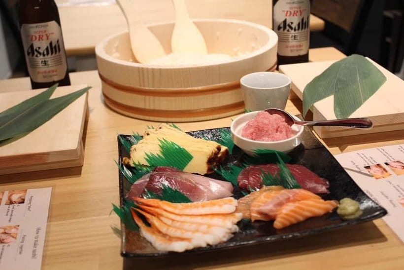 Osaka Dotonbori: Sushi Making Experience - Cosplay, photos, and the Osaka-style fun factor