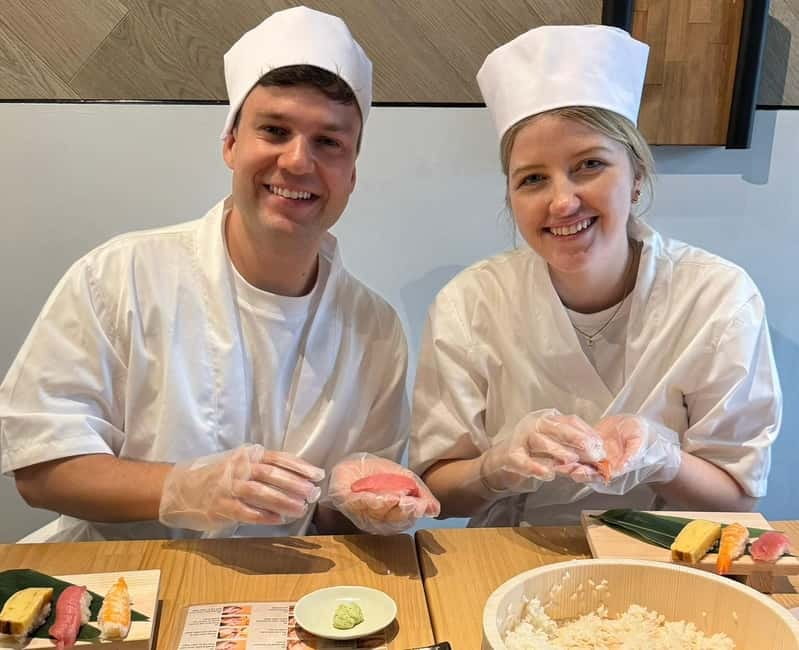 Osaka Dotonbori: Vegan/Vegetarian Sushi Making Experience - Step 1: making shari (vinegared sushi rice) the way sushi requires