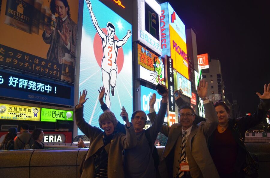 Osaka: Food Tour at Night with Tastings - The food stops: takoyaki, kushikatsu, and why 4 tastings hit the sweet spot