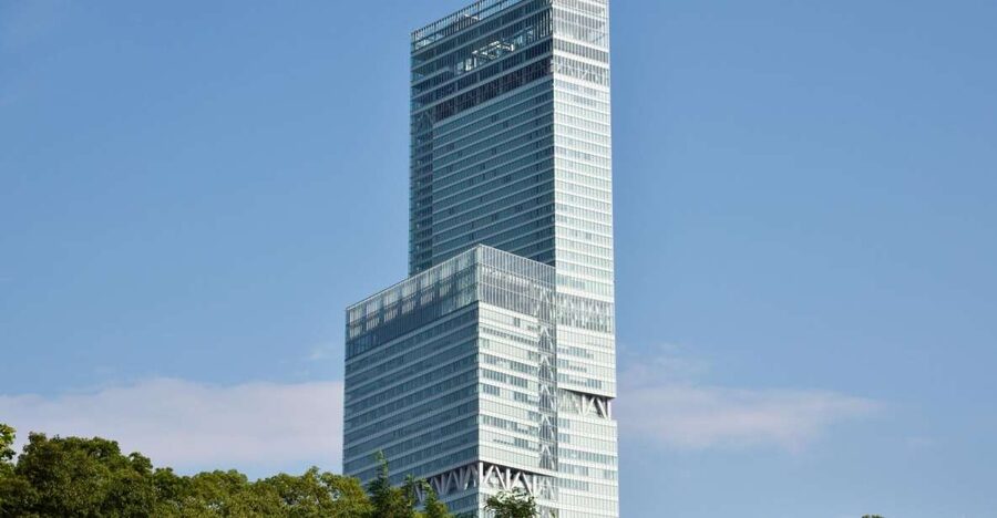 Osaka: Full-Day Sightseeing Tour by Private Vehicle - Price and what you really get for $245 per person