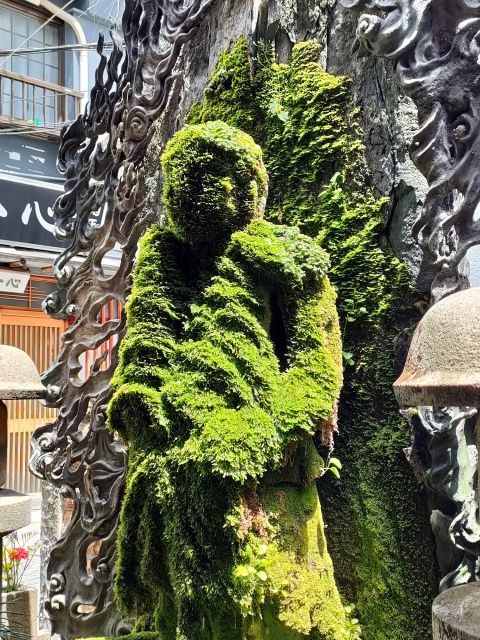 Osaka: Half-day Ultimate Highlights Guided Walking Tour - Namba to Shinsaibashi-suji: Covered Shopping Street for 400 Years of Merchants