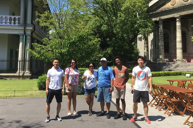 Osaka in a Nutshell: Three hour bike tour - Osaka Castle Park: pictures, a drink, and the big story