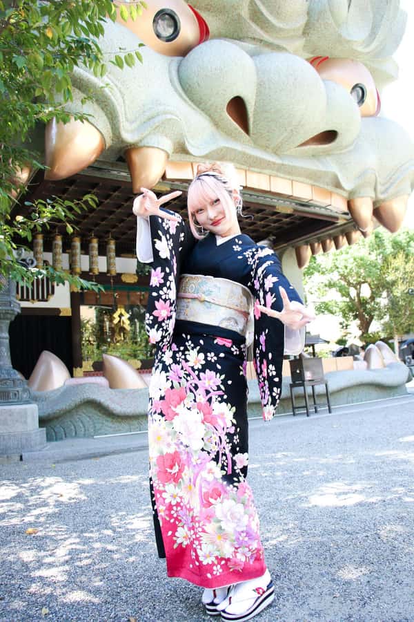 Osaka: Kimono Rental Traditional Experience at WARGO - What You Actually Get in the Box (The Outfit Checklist)