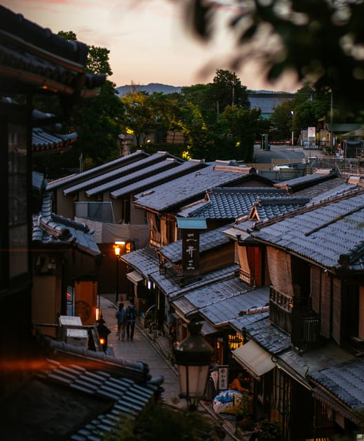 OSAKA-KYOTO-NARA Highlight Customized Trip With Hotel Pickup - What the best drivers do (and why their communication matters)