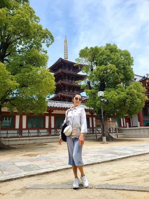 Osaka Like a Local: 6 Hours of Walking, Eating & Exploring! - Osaka Castle: More Than a Photo Stop
