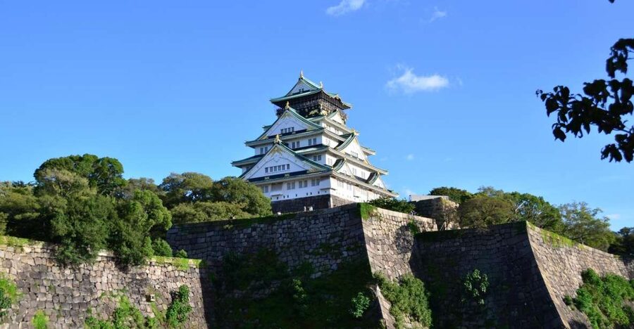Osaka: Main Sights and Hidden Spots Guided Walking Tour - How a 4-hour loop shows Osaka’s real personality