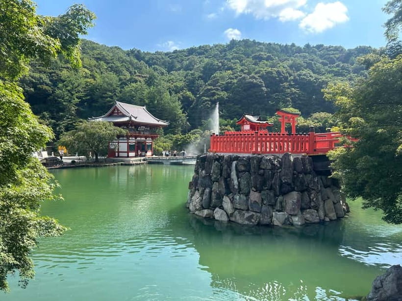 Osaka: Minoh Waterfall & Katsuo-ji Temple Half-Day Tour - The Minoh Waterfall trail: a gentle forest walk with real payoff