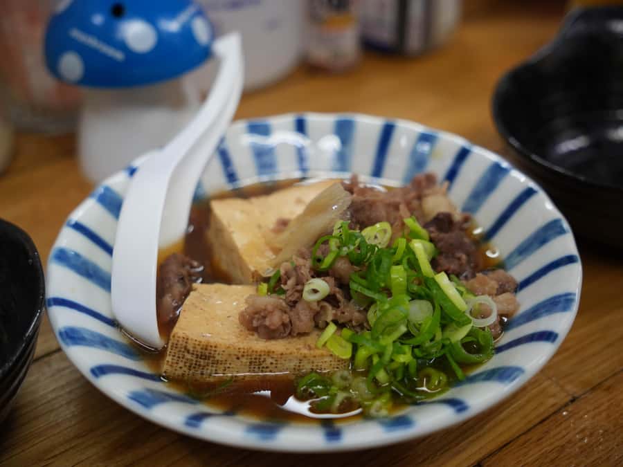 Osaka Morning Tour: Shitennoji Temple, Shinsekai &Doutonbori - Kushikatsu and okonomiyaki stops: how the eating fits the walk