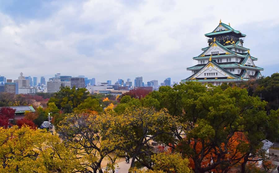 Osaka: Osaka Castle 3 hours Historical Walking Tour - Step One: Osaka Castle Museum and the Hidden Story Behind the Walls