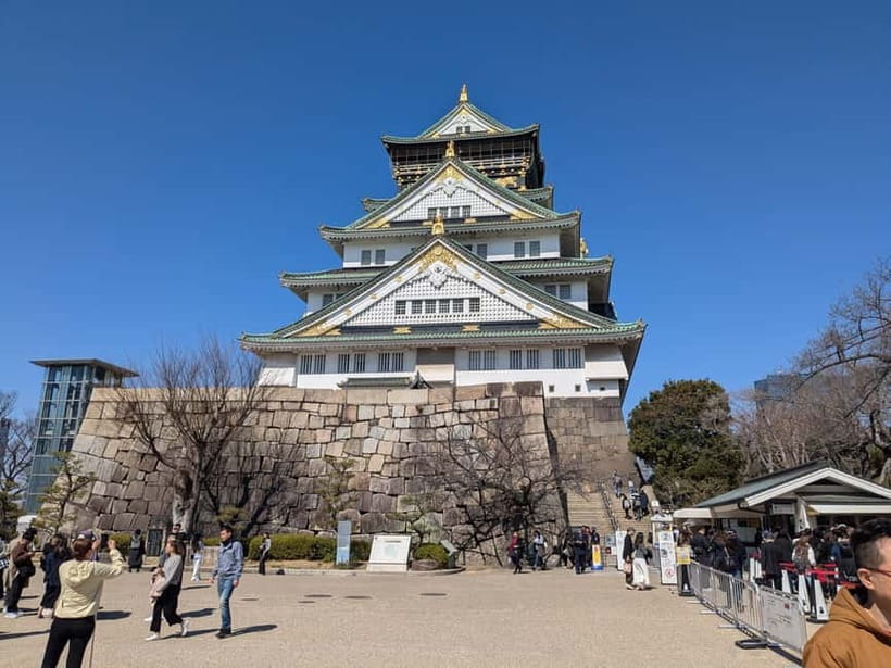 Osaka: Osaka Castle Guided Tour with Local Guide - Stone Walls and Castle Defenses: Seeing the Why, Not Just the What