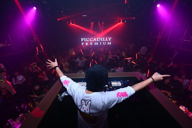 Osaka: PICCADILLY PREMIUM DINNER SHOW&NIGHTCLUB with Tasting - Nightclub mode after dinner: how to time your Osaka evening