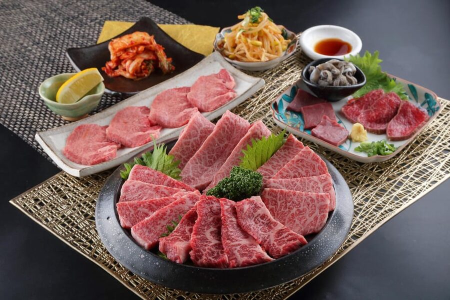 Osaka: Premium Wagyu Yakiniku at Nikuoroshi Mannoya Bettei - First Impressions: Premium Wagyu Without the Stuffiness