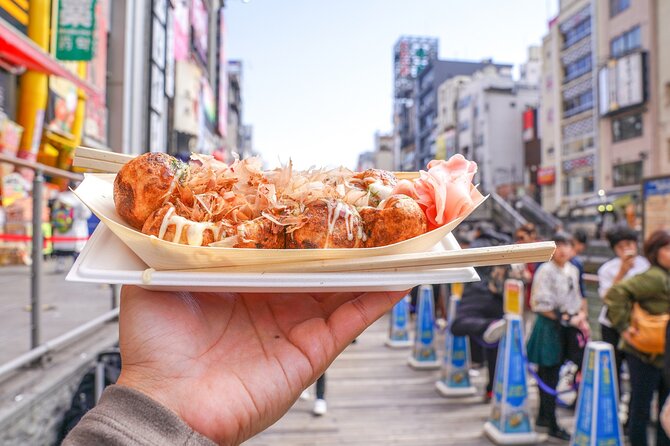 Osaka Private Half-Day Tour with a Local – Secrets & Highlights - Shinsekai’s Retro Streets: Fried Food Vibes in a Paris-and-New York Mood