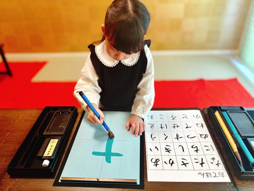 Osaka: Private Japanese Calligraphy Experience - How the 90-minute lesson actually runs