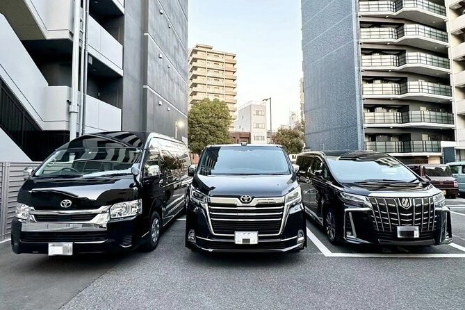 Osaka : Private One-way Transfers to/from Kansai Airport(KIX) - Finding your driver at KIX (airport to hotel)