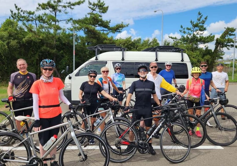 Osaka: Rent a Touring Bike to Explore Osaka and Beyond - Meeting at Sakuranomiya: get set up without rushing