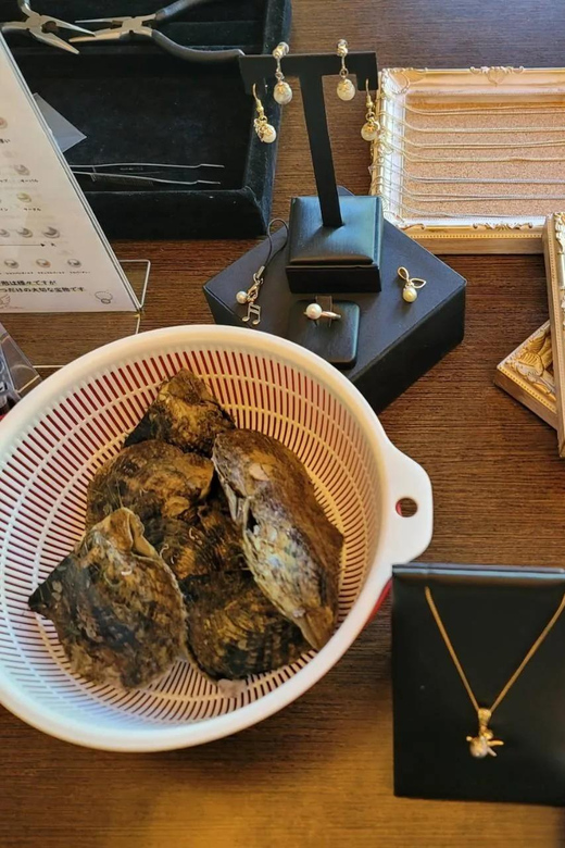 Osaka Shinsaibashi Pearl extraction experience - Planning your day around 30 minutes