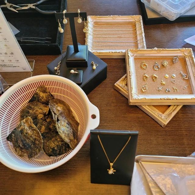 Osaka Shinsaibashi Pearl extraction experience - Jewelry add-ons: fun souvenir, but confirm materials before you pay