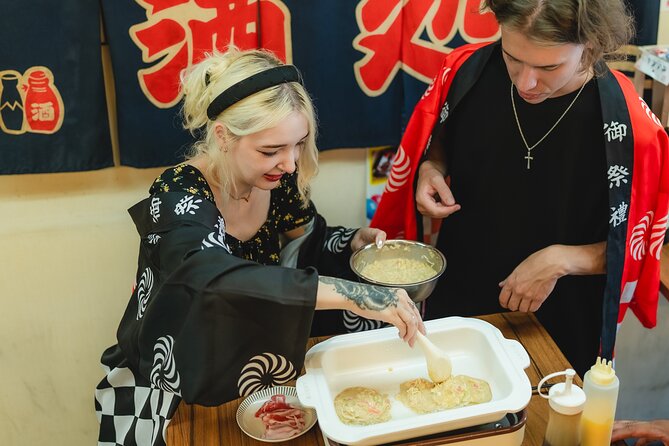 Osaka Street Food Festival :Takoyaki＆Okonomiyaki for Families - Dotonbori in 90 minutes: what the experience really feels like