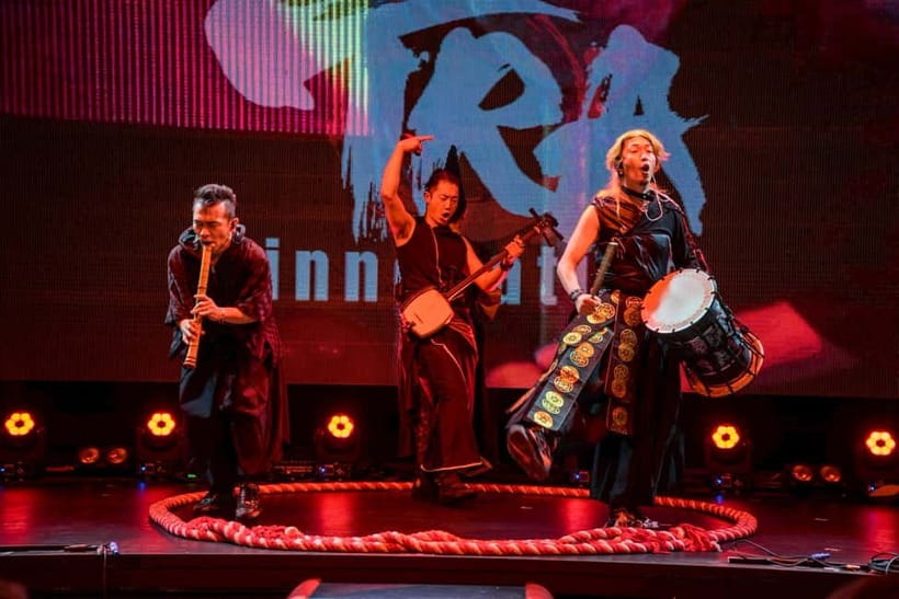 Osaka:SUMO BEATS SHOWCASE: Taiko Drum and Wagyu burger! - Osaka sumo plus taiko at PICCADILLY PREMIUM (Umeda)