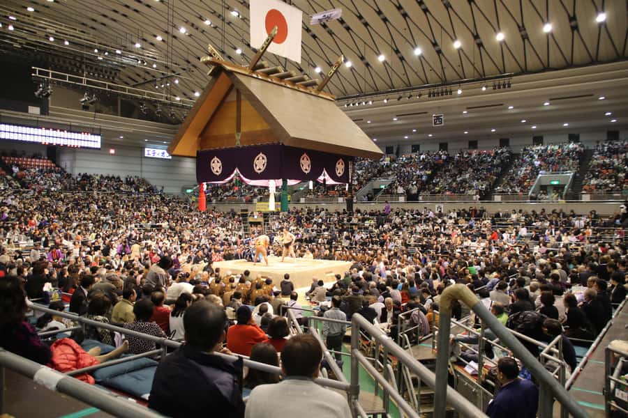 Osaka: Sumo Wrestling Tournament with Chair Seat Tickets - What Your English Guide Does With the Matches (So You Don’t Get Lost)